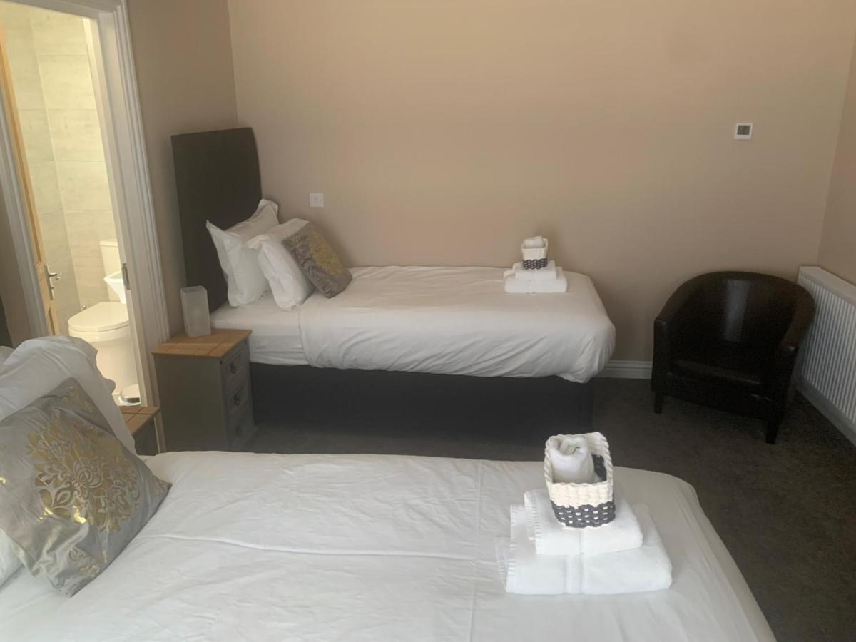 Highfield Coach House Hotel Lymington Buitenkant foto